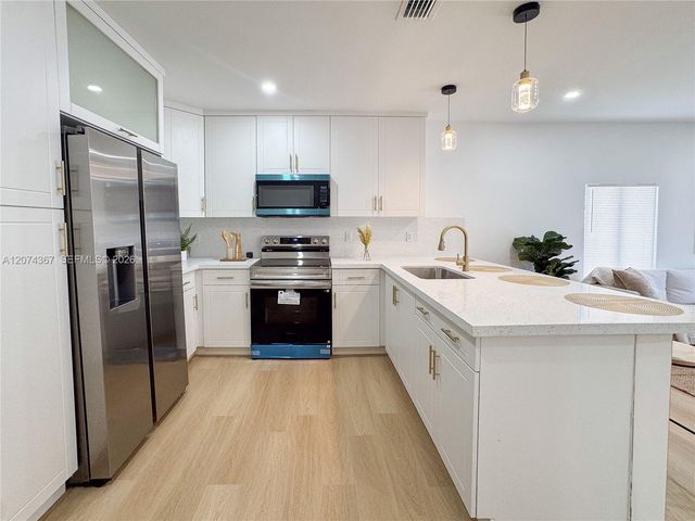 1300 NW 42nd Street, Miami, FL 33142