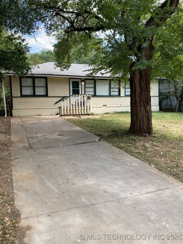 1577 N Louisville Avenue, Tulsa, OK 74115