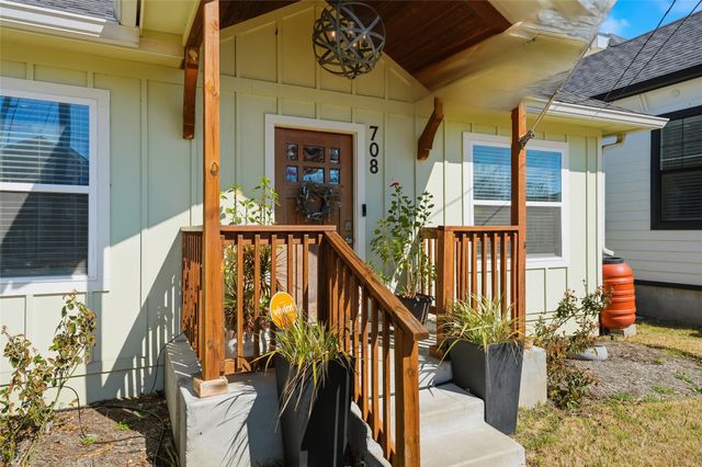 708 S 9th Street, Waco, TX 76706