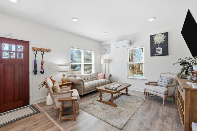 708 S 9th Street, Waco, TX 76706