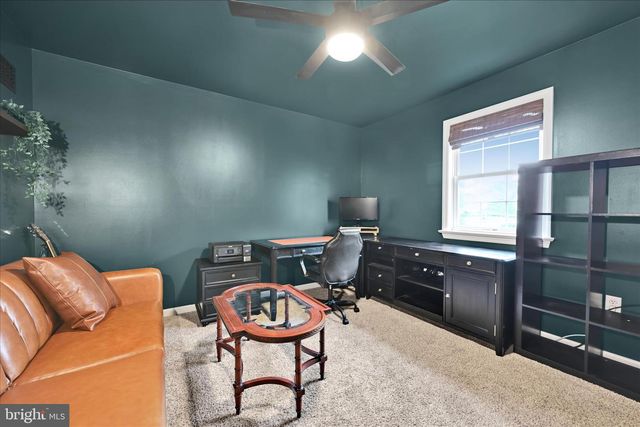 707 KENNETH DR, Mount Joy, PA 17552