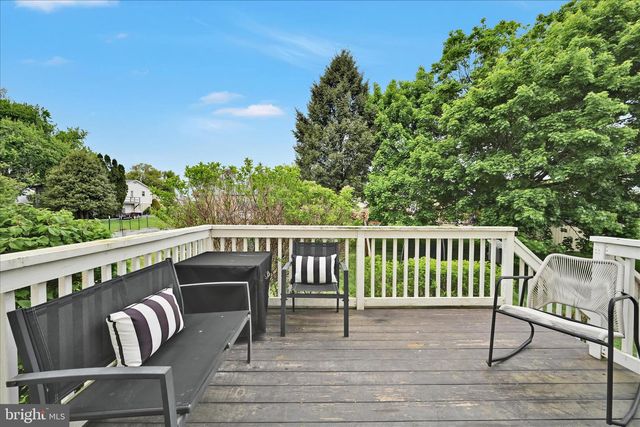 707 KENNETH DR, Mount Joy, PA 17552