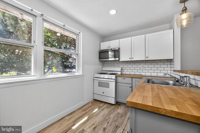 202 GREEN ST, Holmes, PA 19043