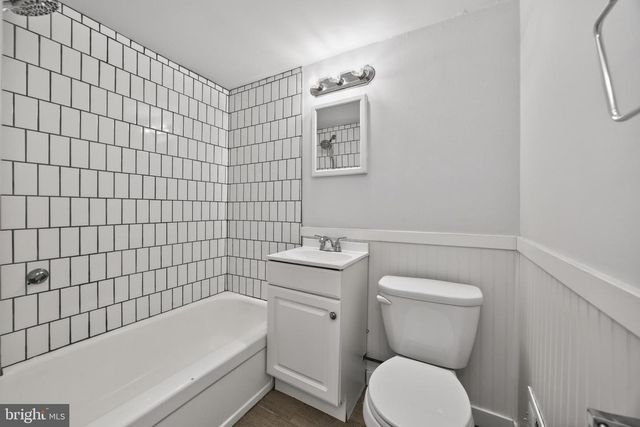 202 GREEN ST, Holmes, PA 19043