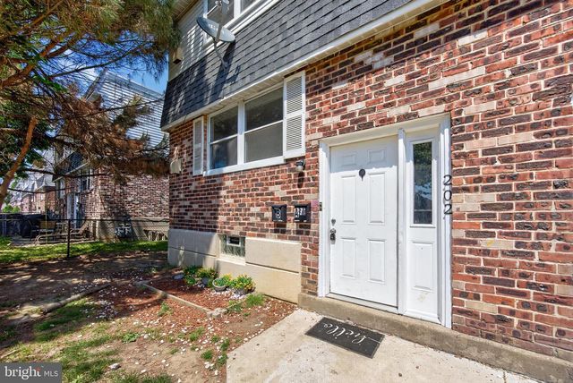 202 GREEN ST, Holmes, PA 19043