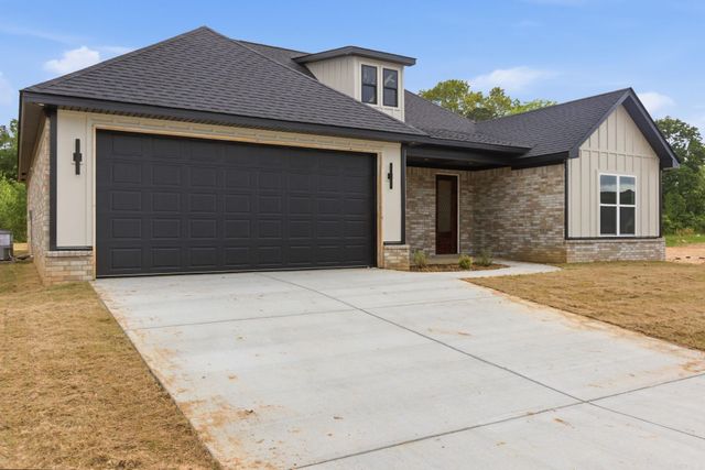 4841 Coronell Way, Bryant, AR 72002