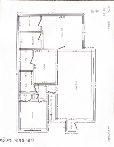 39 Des Moines Court, Tinton Falls, NJ 07712