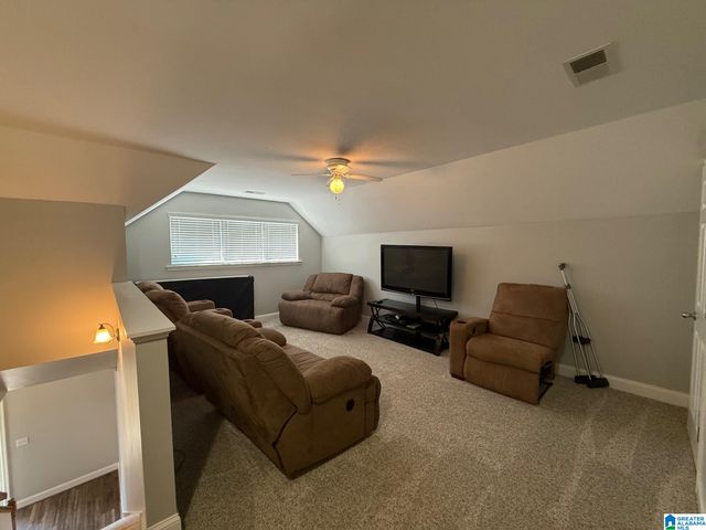 394 HOLLAND LAKES DRIVE, Pelham, AL 35124