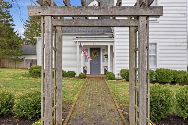 301 S Turner Street, Midway, KY 40347