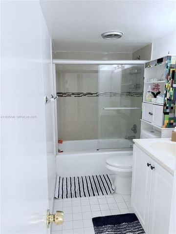 401 Golden Isles Dr 512, Hallandale Beach, FL 33009