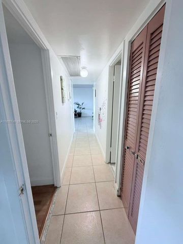 401 Golden Isles Dr 512, Hallandale Beach, FL 33009