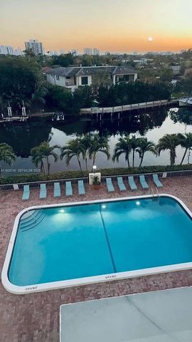 401 Golden Isles Dr 512, Hallandale Beach, FL 33009