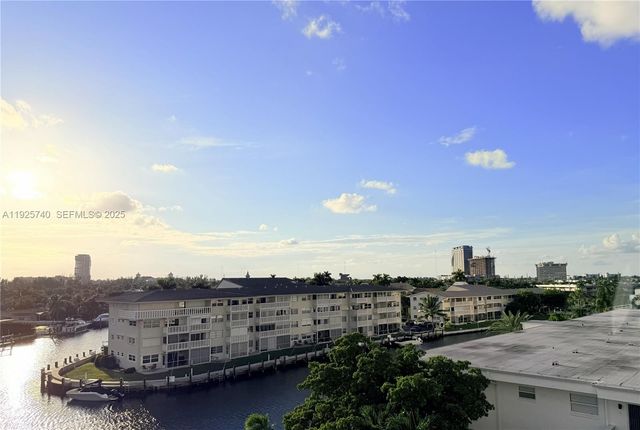 401 Golden Isles Dr 512, Hallandale Beach, FL 33009