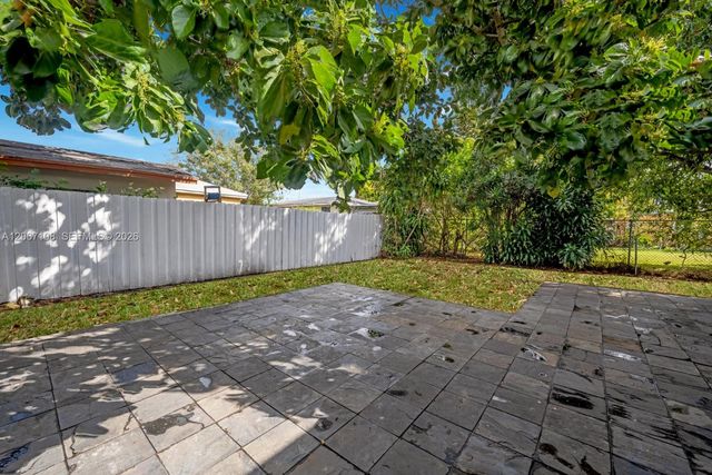 8861 SW 127th Terrace -, Miami, FL 33176