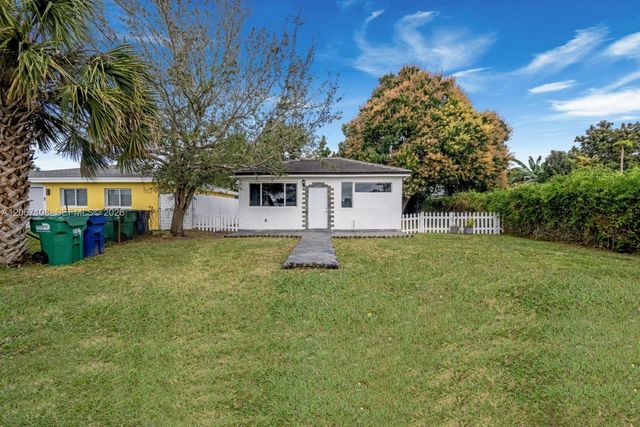 8861 SW 127th Terrace -, Miami, FL 33176