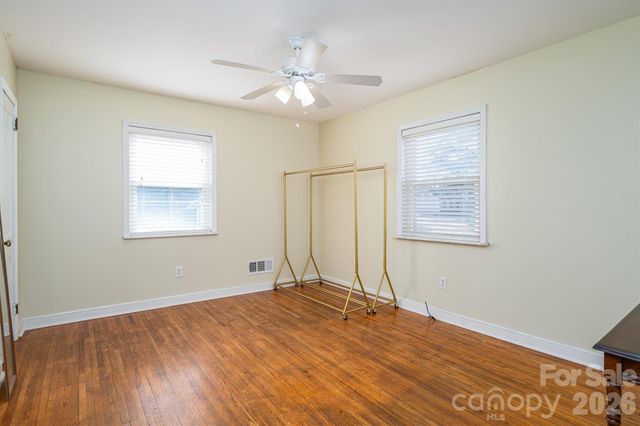 3325 Fairview Drive, Gastonia, NC 28052