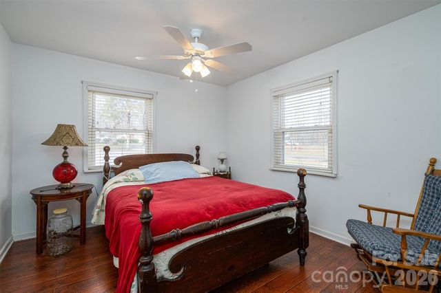 3325 Fairview Drive, Gastonia, NC 28052