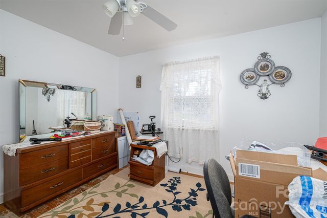 3325 Fairview Drive, Gastonia, NC 28052