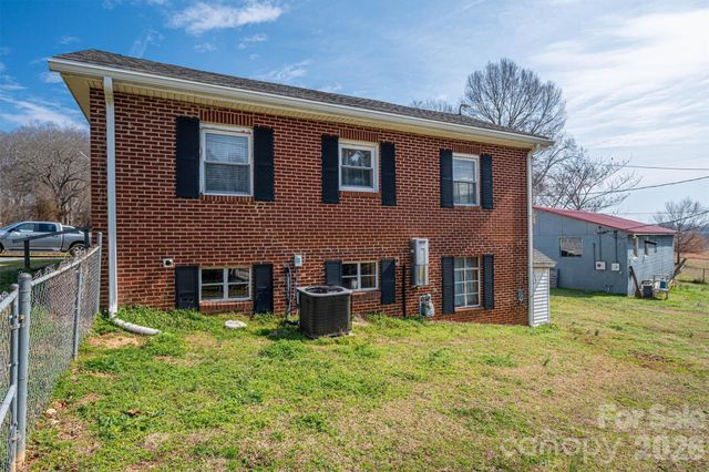 3325 Fairview Drive, Gastonia, NC 28052