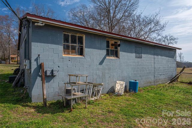 3325 Fairview Drive, Gastonia, NC 28052