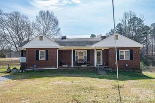3325 Fairview Drive, Gastonia, NC 28052
