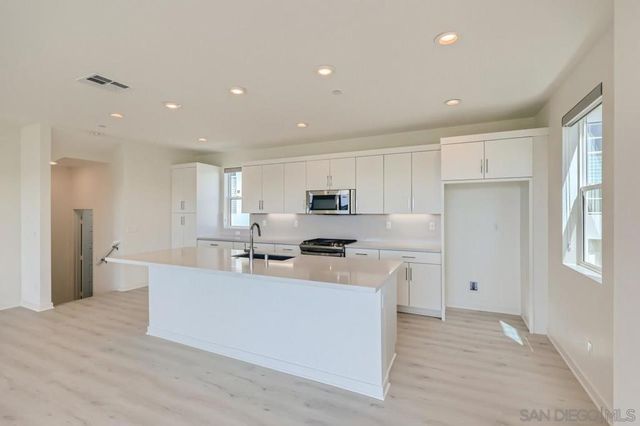 3051 Marquee Way, San Diego, CA 92108