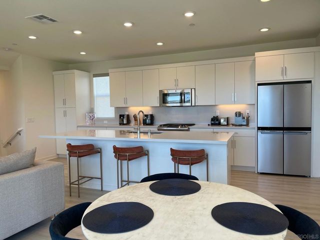 3051 Marquee Way, San Diego, CA 92108