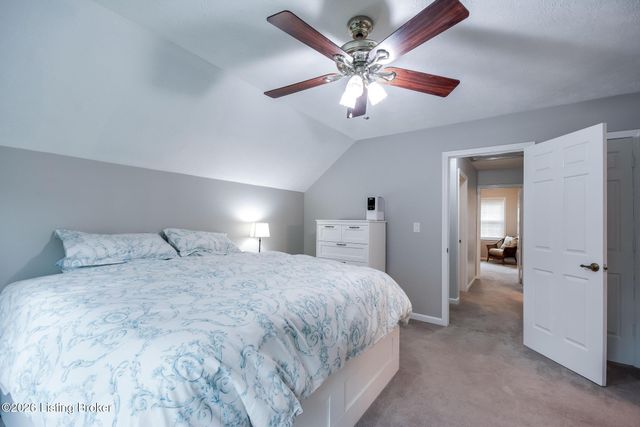 12006 Hillrose Cir, Louisville, KY 40243