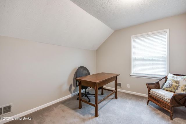 12006 Hillrose Cir, Louisville, KY 40243