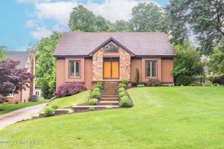 12006 Hillrose Cir, Louisville, KY 40243