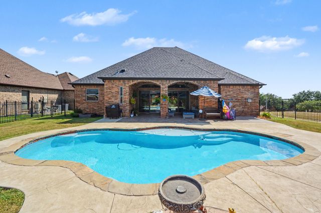 11029 Hawkins Home Boulevard, Benbrook, TX 76126