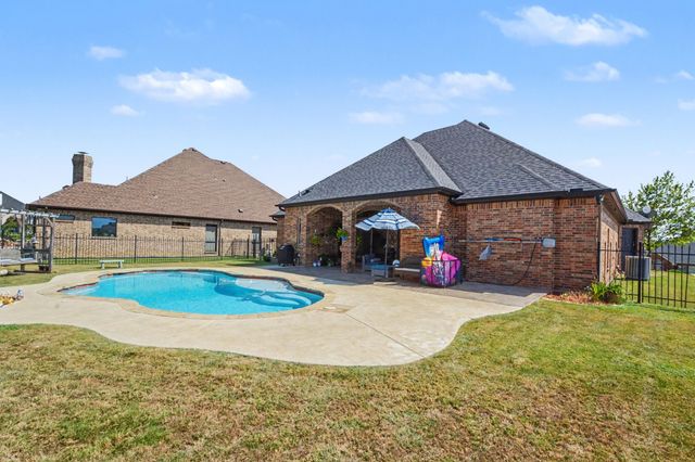11029 Hawkins Home Boulevard, Benbrook, TX 76126