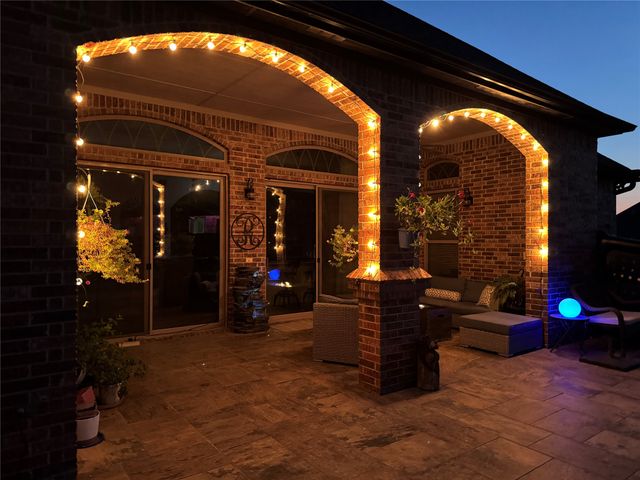 11029 Hawkins Home Boulevard, Benbrook, TX 76126