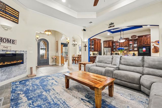 11029 Hawkins Home Boulevard, Benbrook, TX 76126