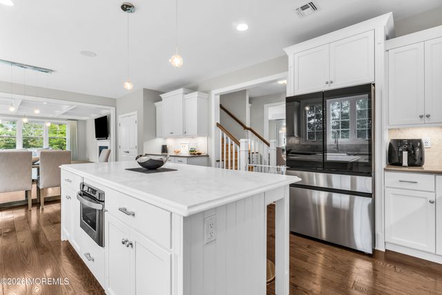 4 Captiva Lane, Morganville, NJ 07751