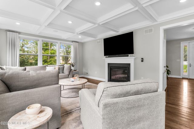 4 Captiva Lane, Morganville, NJ 07751