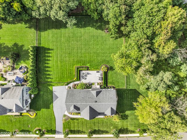 4 Captiva Lane, Morganville, NJ 07751
