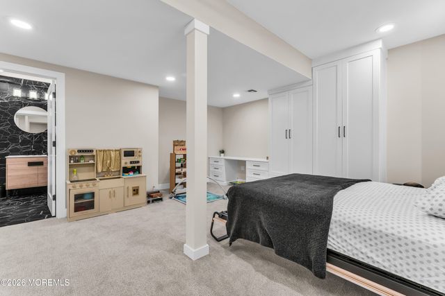 4 Captiva Lane, Morganville, NJ 07751