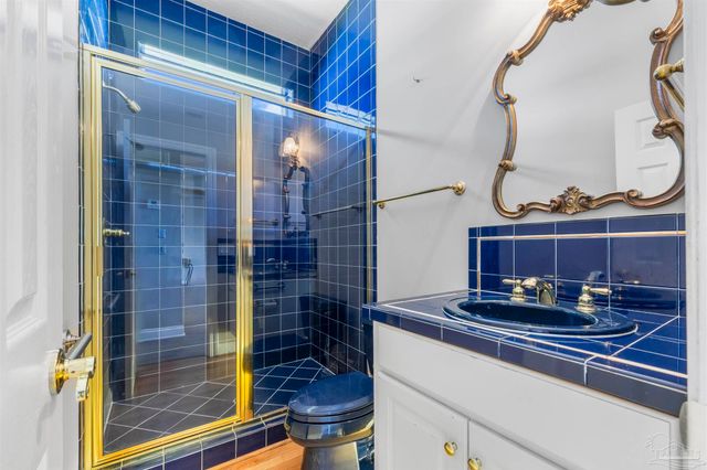 525 Windrose Cir, Pensacola, FL 32507