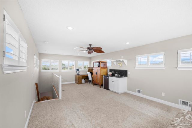 525 Windrose Cir, Pensacola, FL 32507