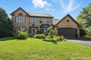 1724 Hartford Lane, Crystal Lake, IL 60014