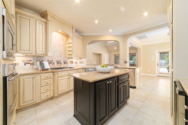 13212 Misty Sage Drive, Conroe, TX 77302