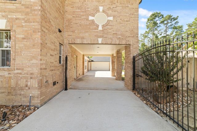 13212 Misty Sage Drive, Conroe, TX 77302