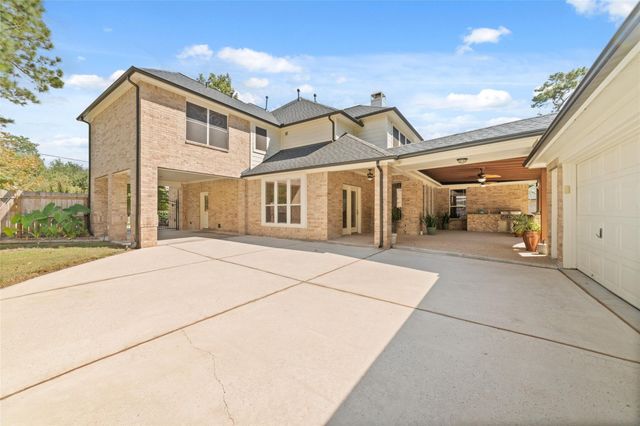 13212 Misty Sage Drive, Conroe, TX 77302