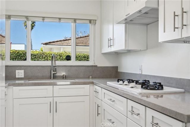 429 Morning Canyon, Newport Beach, CA 92625