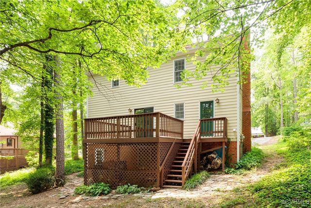 13917 Barnes Spring Rd, Midlothian, VA 23112