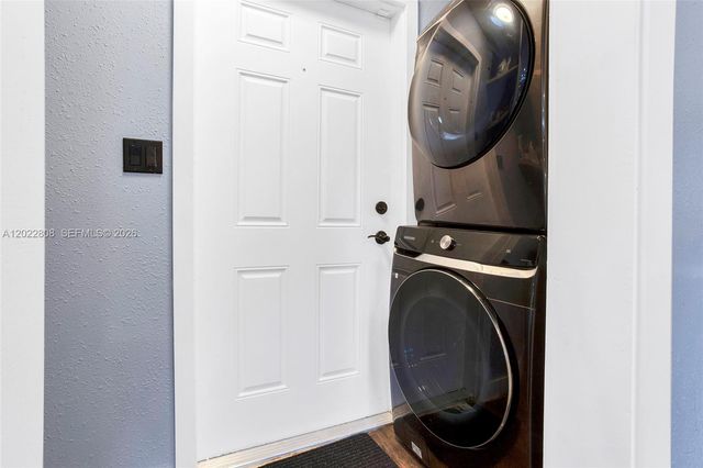 2501 NW 30th Way, Fort Lauderdale, FL 33311