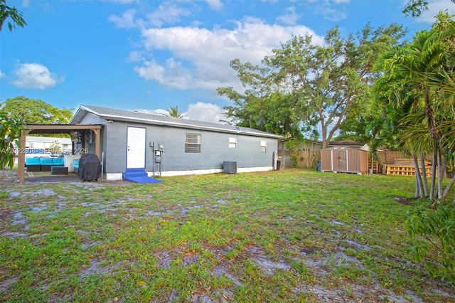 2501 NW 30th Way, Fort Lauderdale, FL 33311