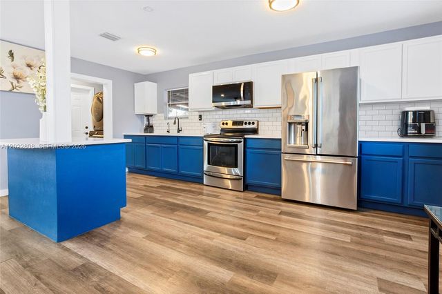 2501 NW 30th Way, Fort Lauderdale, FL 33311