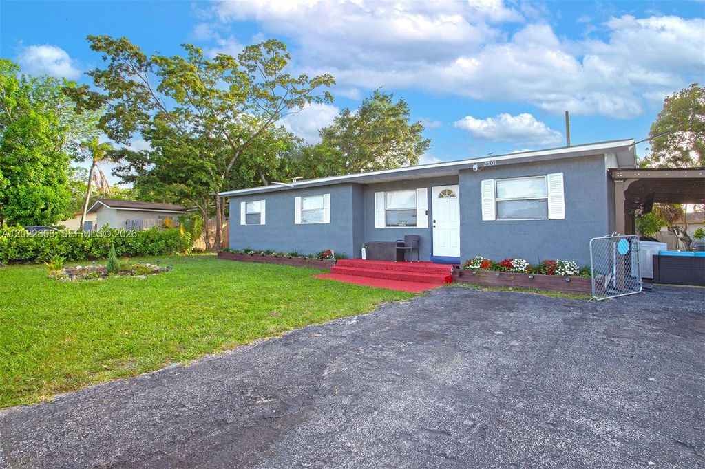2501 NW 30th Way, Fort Lauderdale, FL 33311